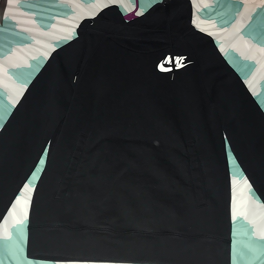 Black nike cotton hoodie (lightly used)